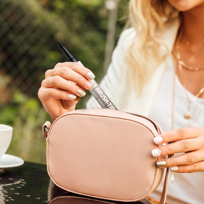β¨ 4D Brow Pen β For Natural, All-Day Eyebrow & Eyeliner Perfection! πββ